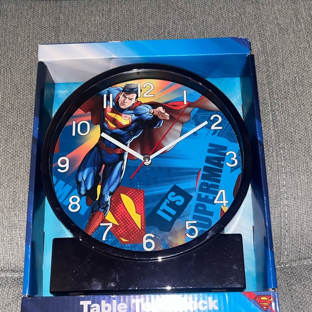 New Superman Table Top Clock 9"x8" Analog – DC Comics – Tabletop stand gift